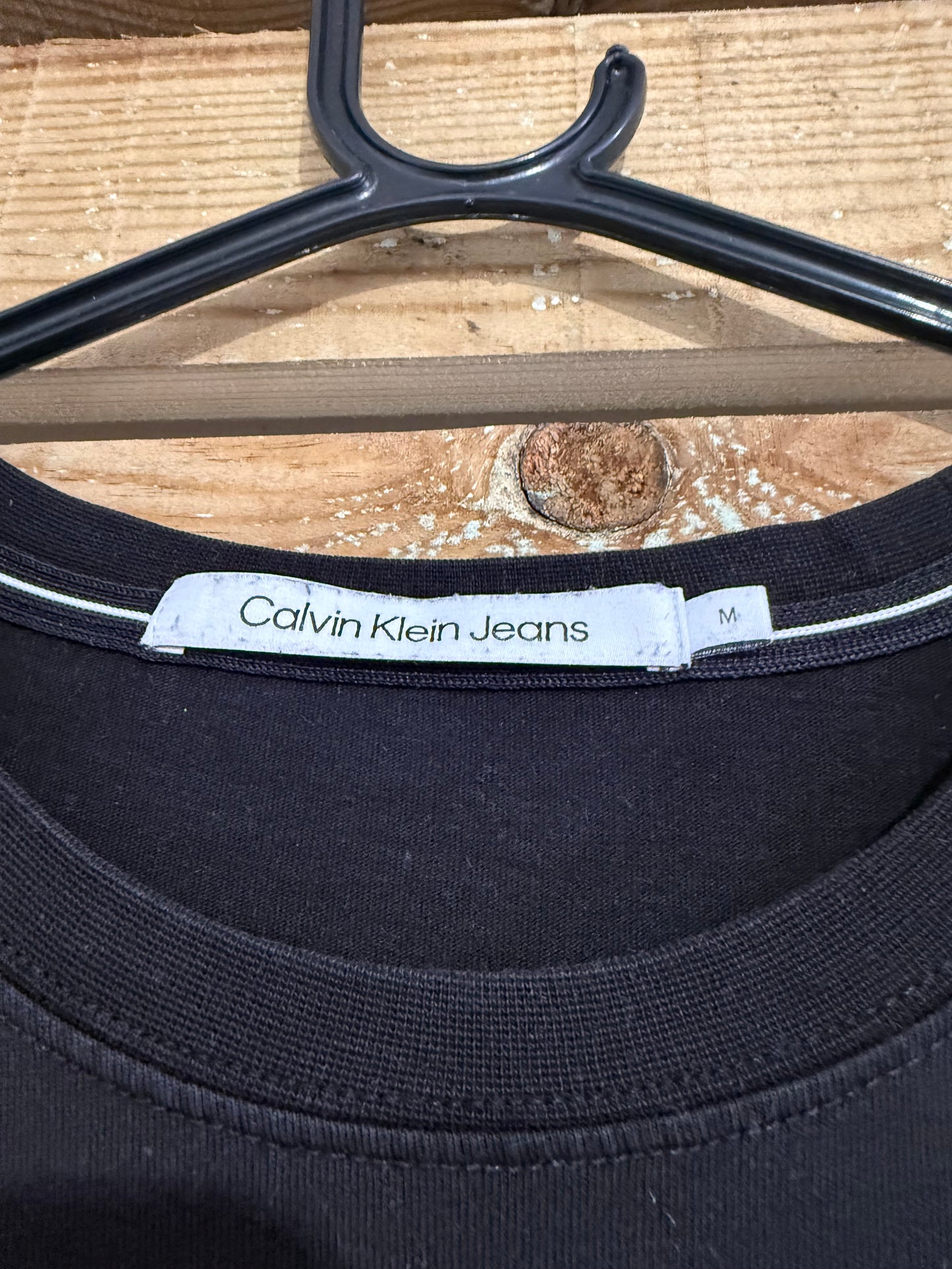 Vintage Y2K Calvin Klein 100% Cotton logo T-shirt. Black. Size Medium.