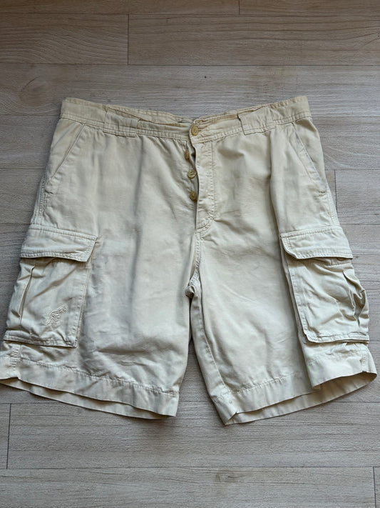 Vintage Y2K Australian cream cargo  shorts. 36” waist.