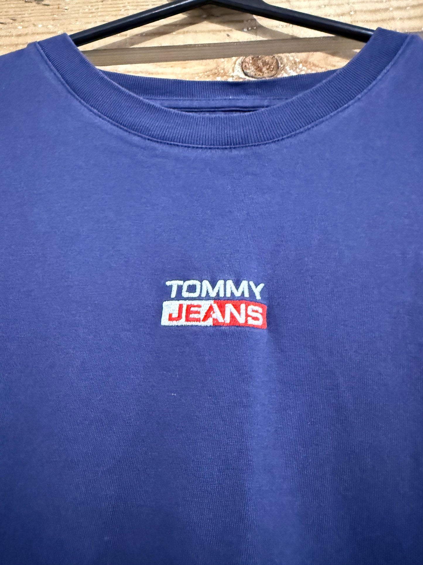 Vintage Y2K Tommy Hilfiger embroidered logo T-shirt. Size Large.