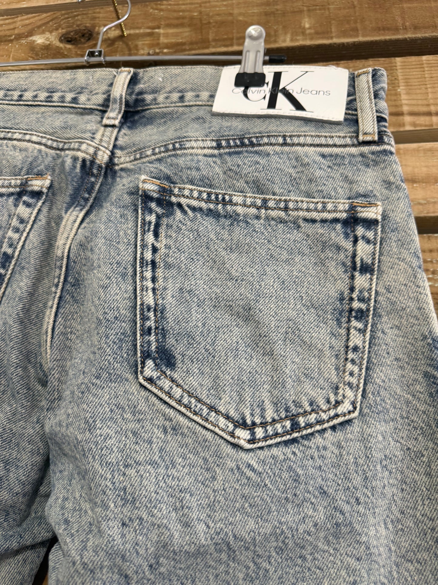 Calvin Klein acid wash straight leg jeans. Waist 30” leg 32”