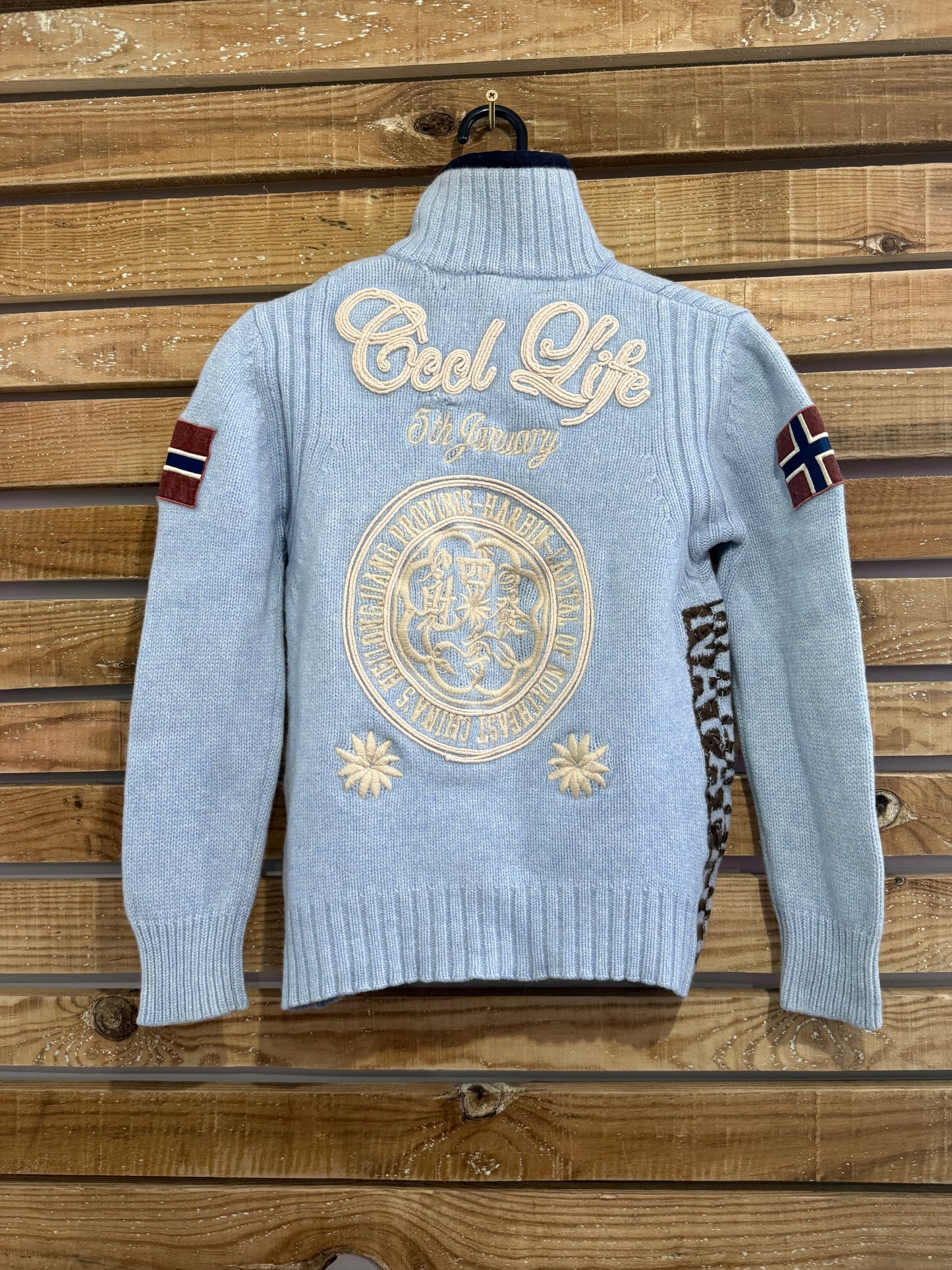 Vintage Y2K Napapijri RARE 1/4 zip knit jumper/ Sweater. Gorpcore/hiking.