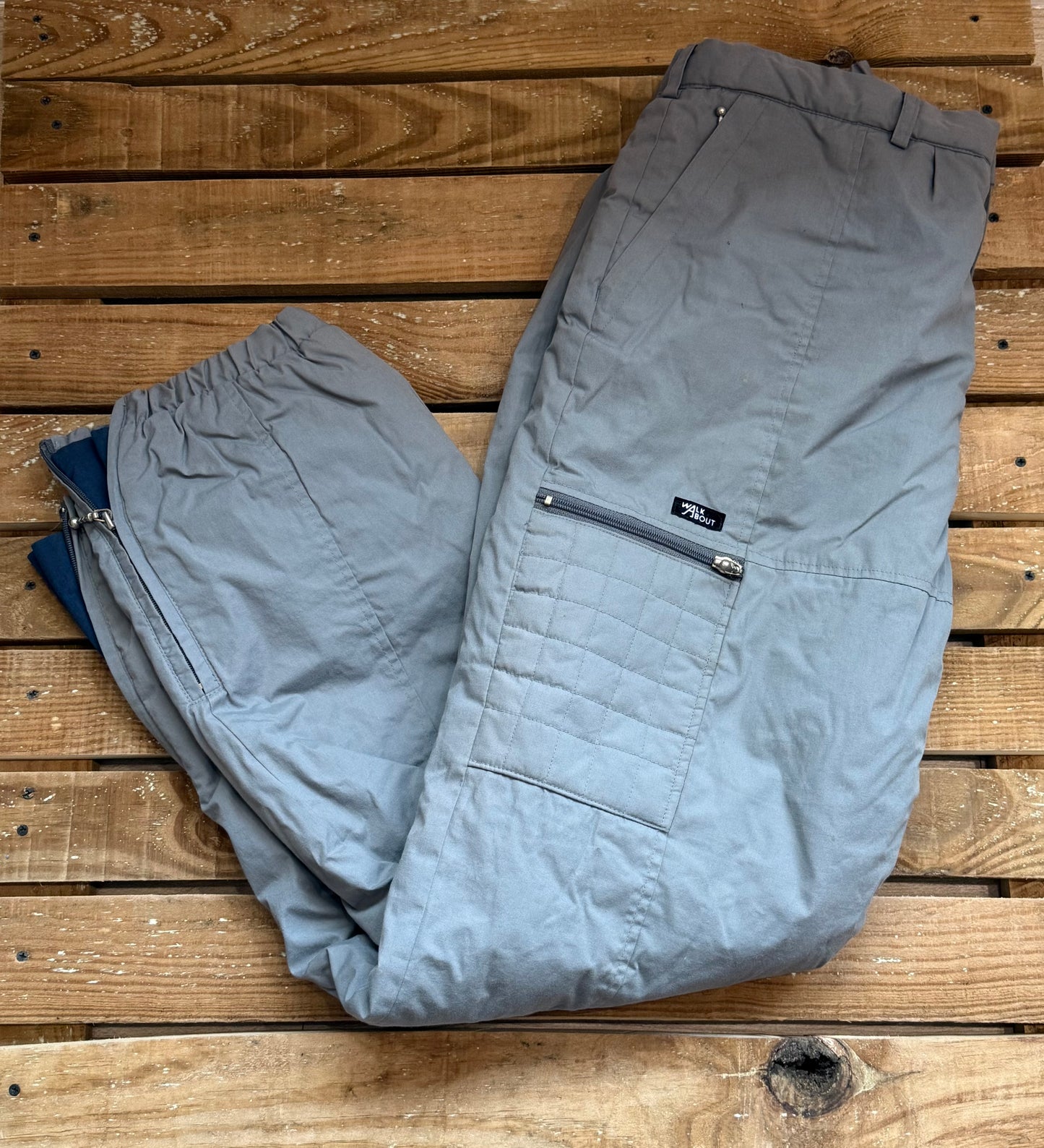 Vintage 90s Walk about ski pants. Sallopettes/ snow pants. Trousers. Size Large.