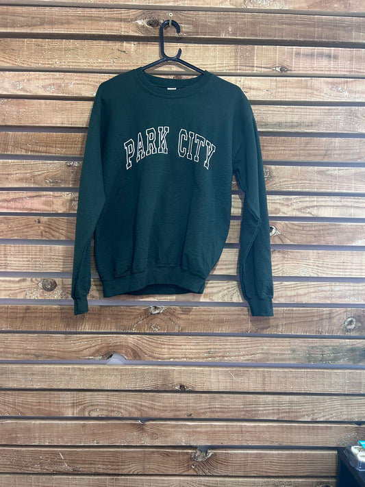 Vintage 90s varsity embroidered sweater/ sweatshirt. “Park city” USA. Size Small.