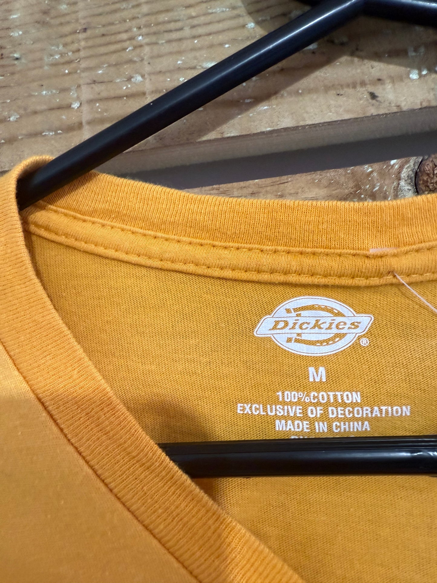Vintage Y2K Dickies cropped T-shirt. Yellow. Size medium.