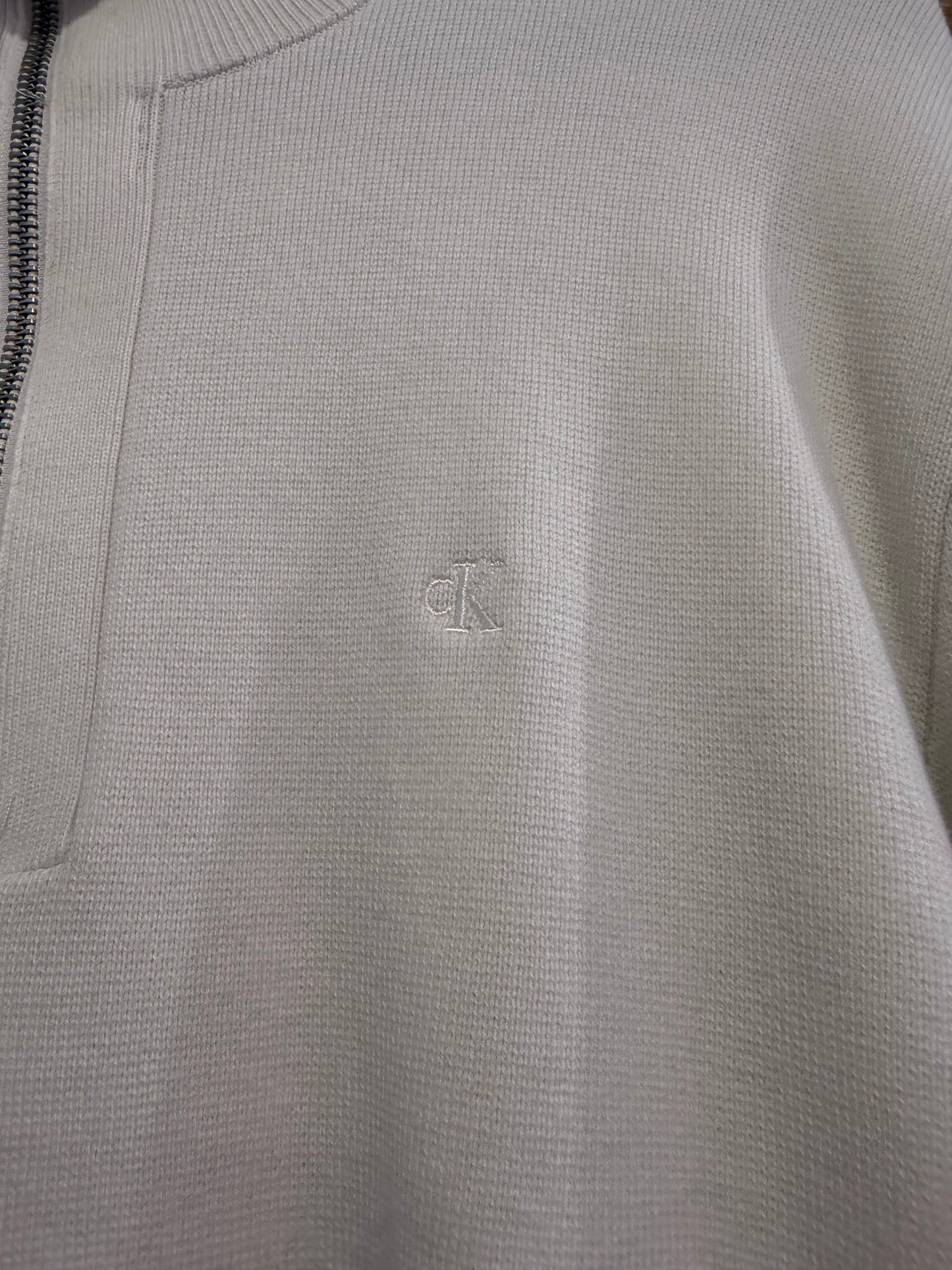 Vintage Y2K Calvin Klein 1/4 zip jumper/ sweater. White. Size Medium.