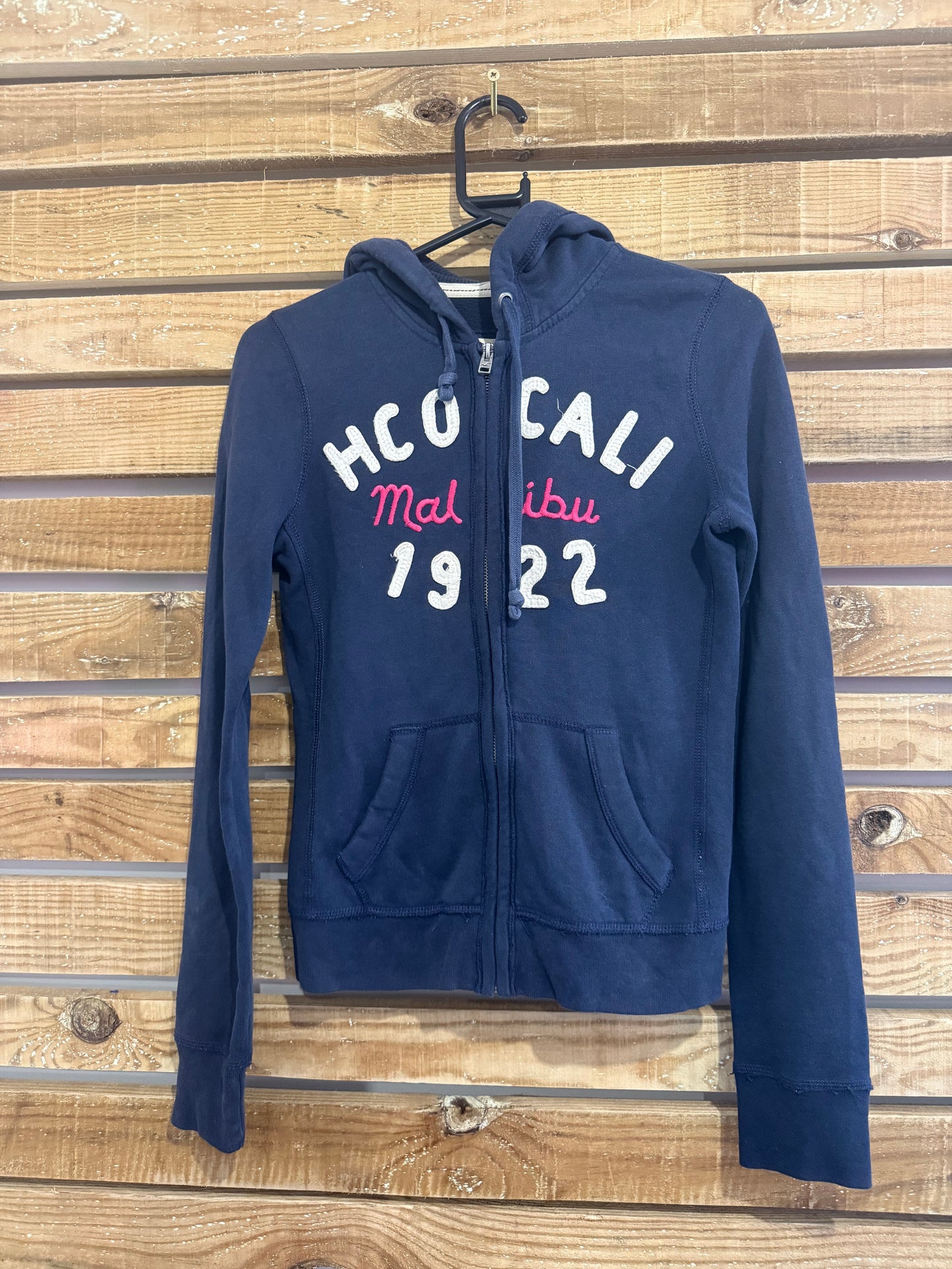 Vintage Y2K Hollister Malibu embroidered hoodie/ hooded sweater. Size Small.