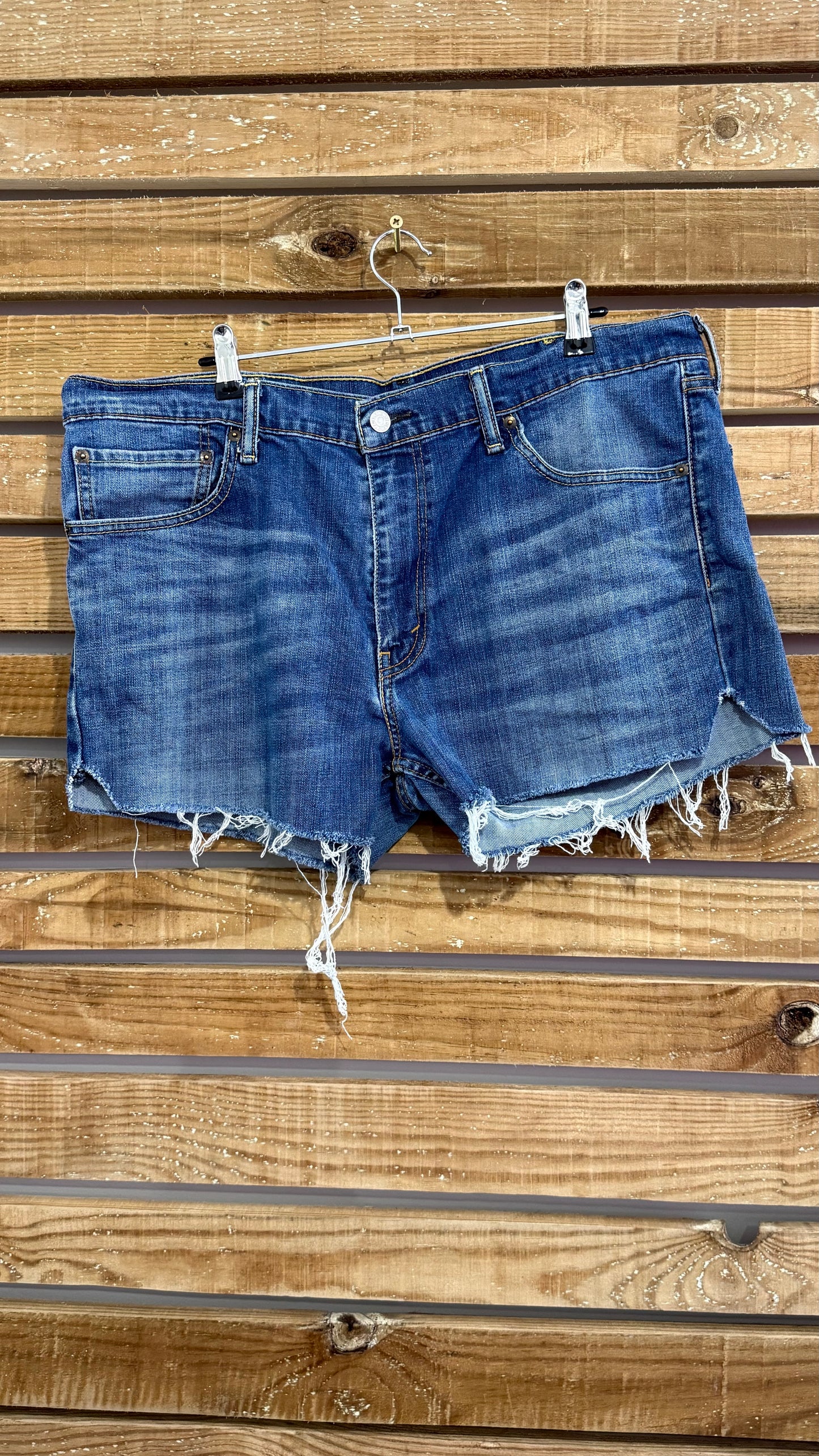 Vintage 90s Levi’s 527 Cut Off Denim Shorts. 38” waist, UK20