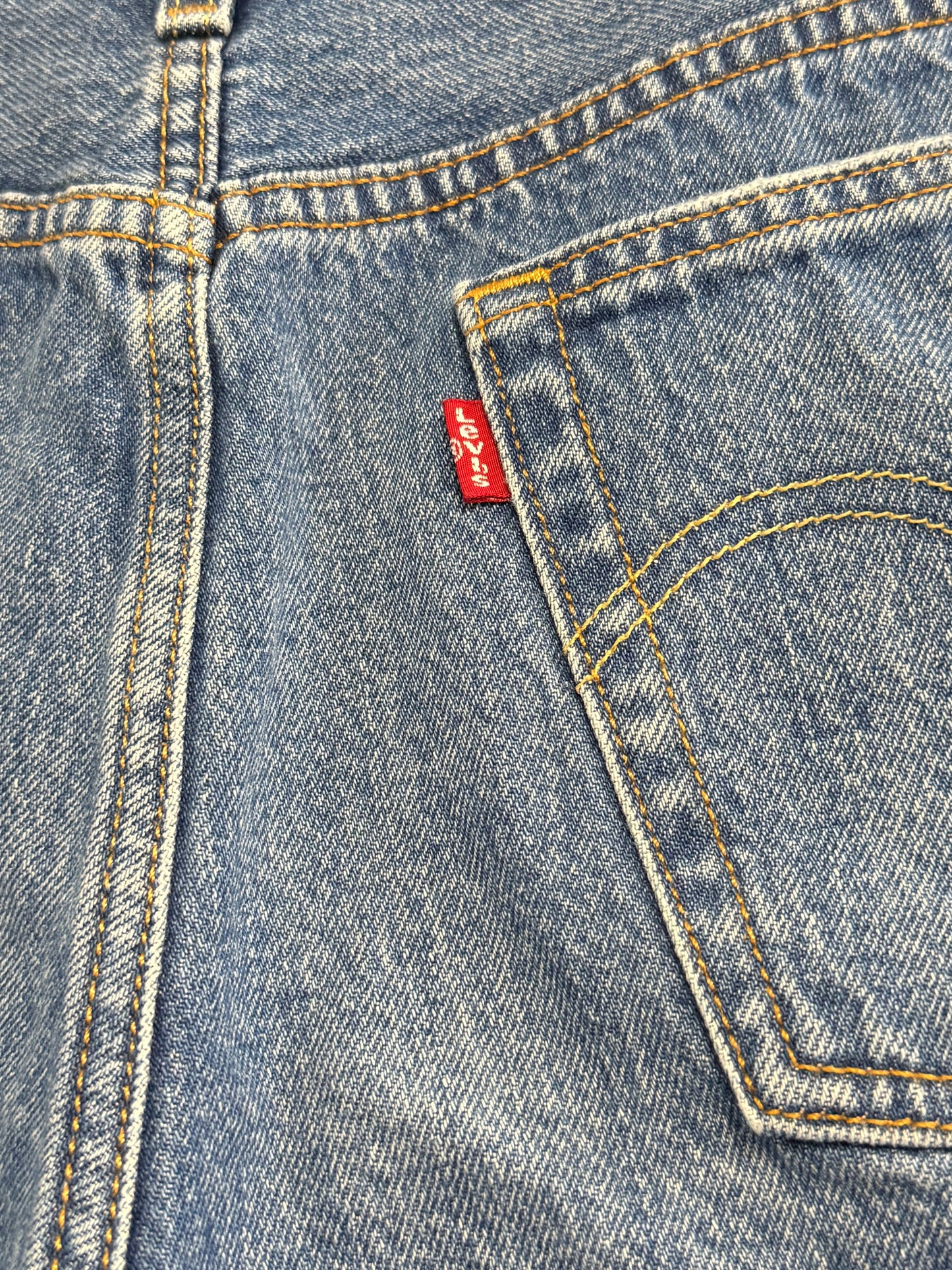 Vintage 90s Levi’s 501 Cut Off Denim Shorts. 31” waist, UK10-12