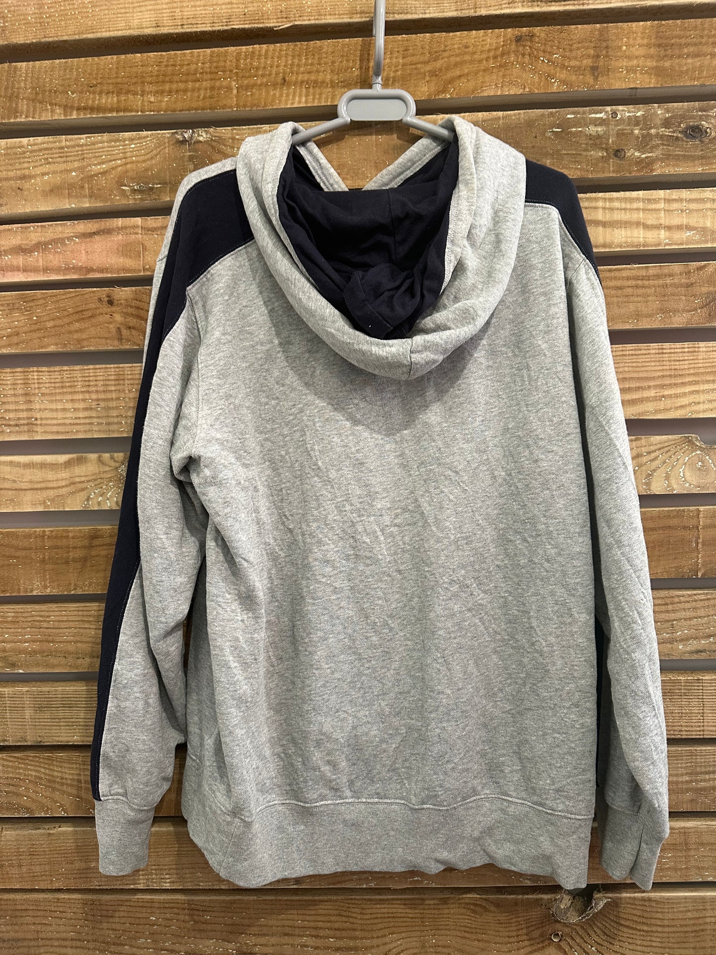 Vintage 90s Nautica Spell-out hoodie. Hooded sweater. Grey. Size Large