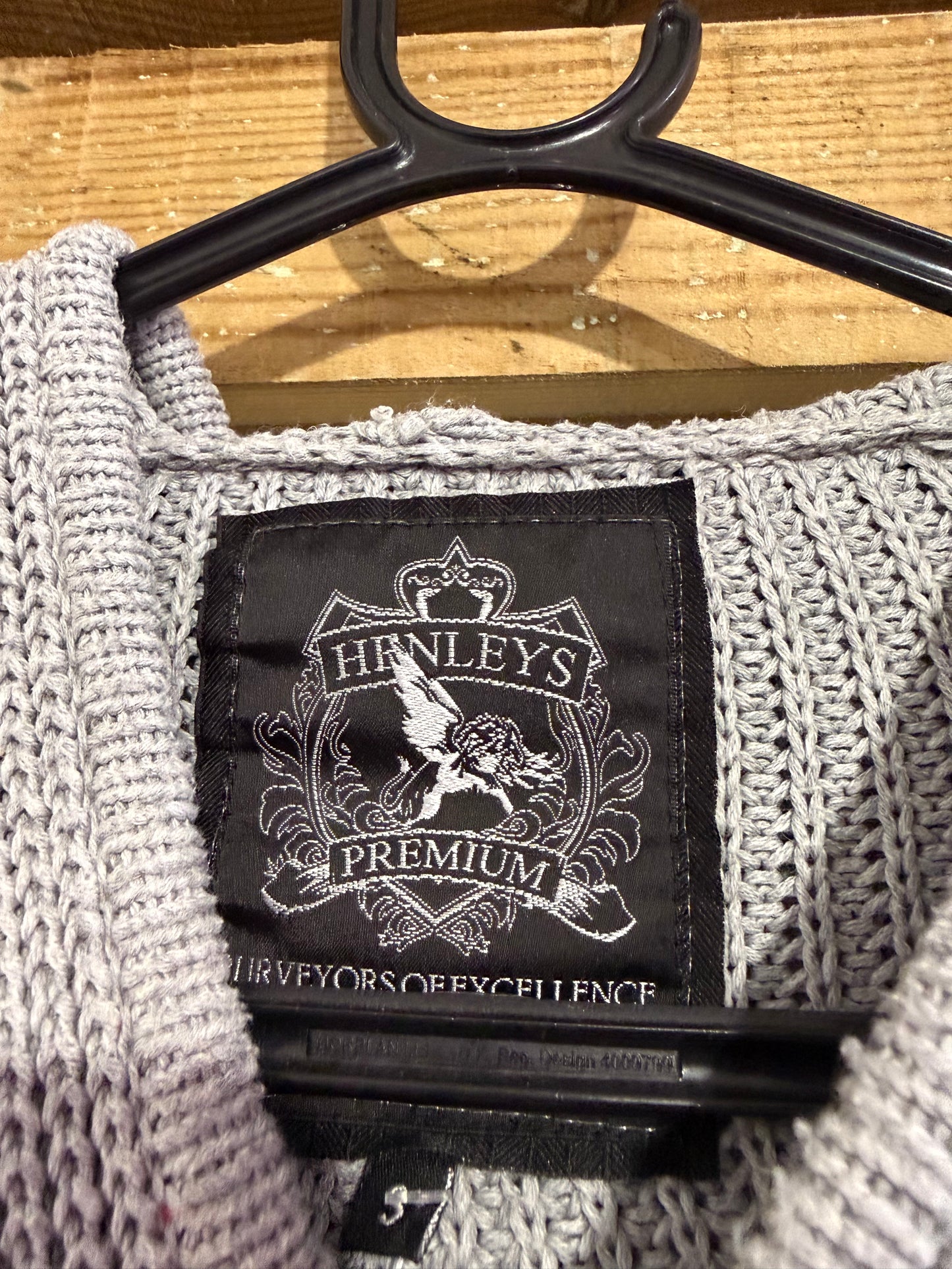 Vintage Y2K Henleys Premium button up knit Hoodie cardigan/ jumper. Grey. Size Small.