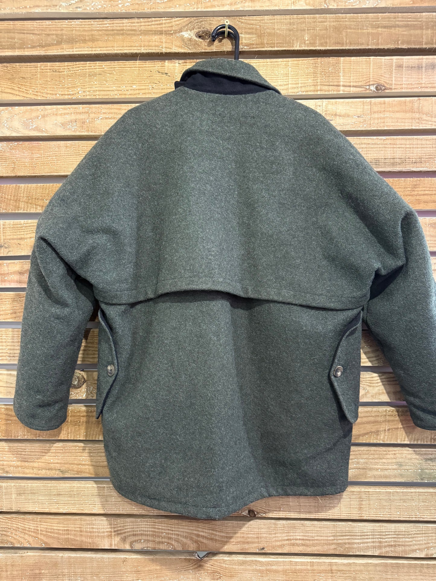 Vintage 90s Eddie Bauer Mackinaw hunting jacket. Wool & Goose Down. Green. Size XL