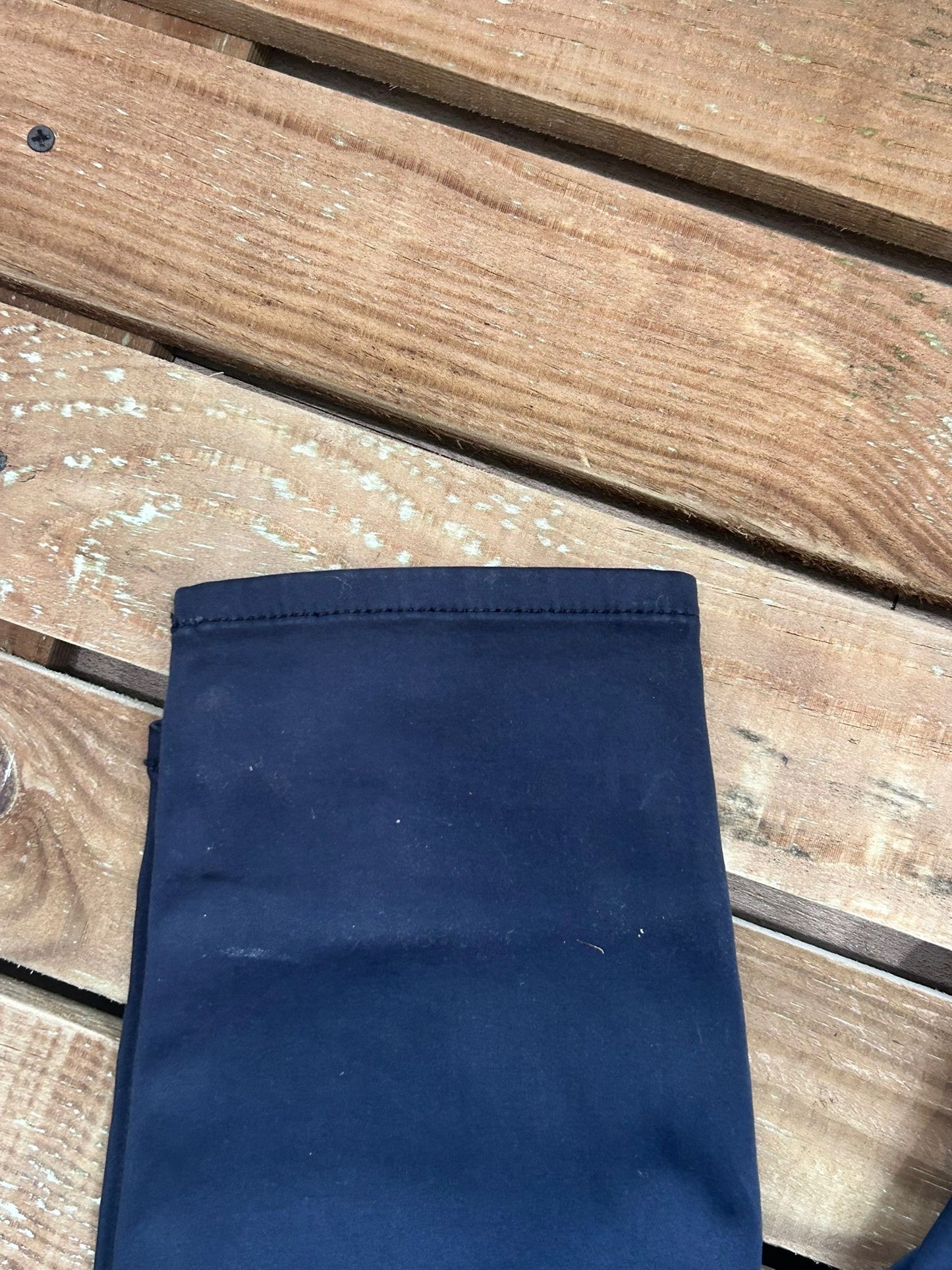 7 for all mankind high waisted skinny jeans. Dark Blue Jeans. Labelled 29. Waist 28”, leg 27”