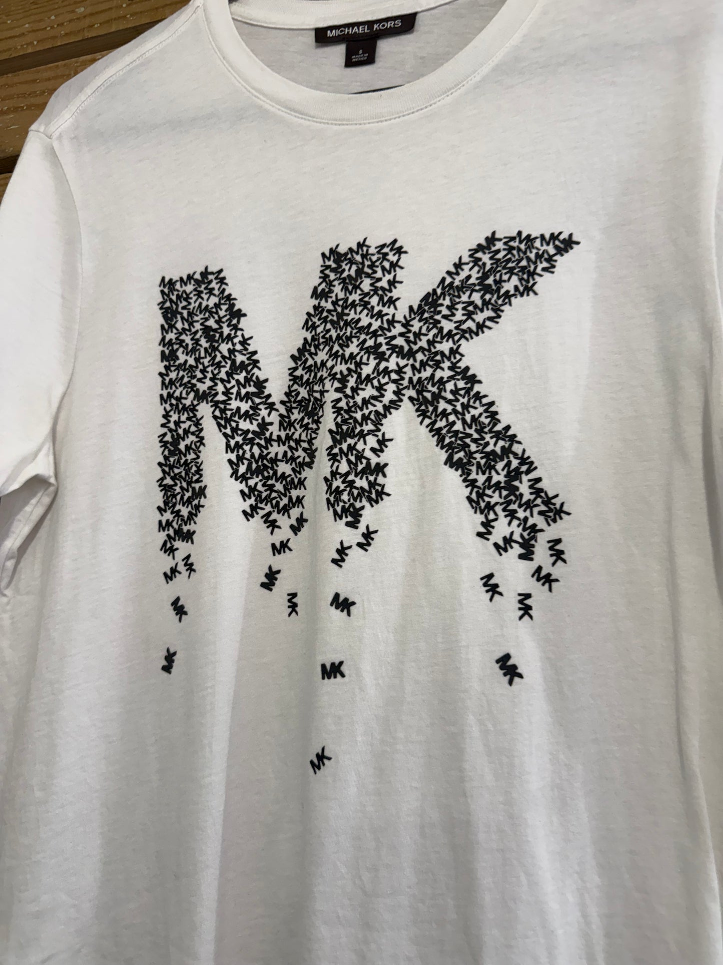 Michael Kors logo T-shirt. Cotton. White. Size Small.