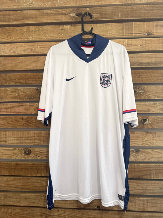 Nike Dri-fit England Football top/shirt. Size XL. World Cup.