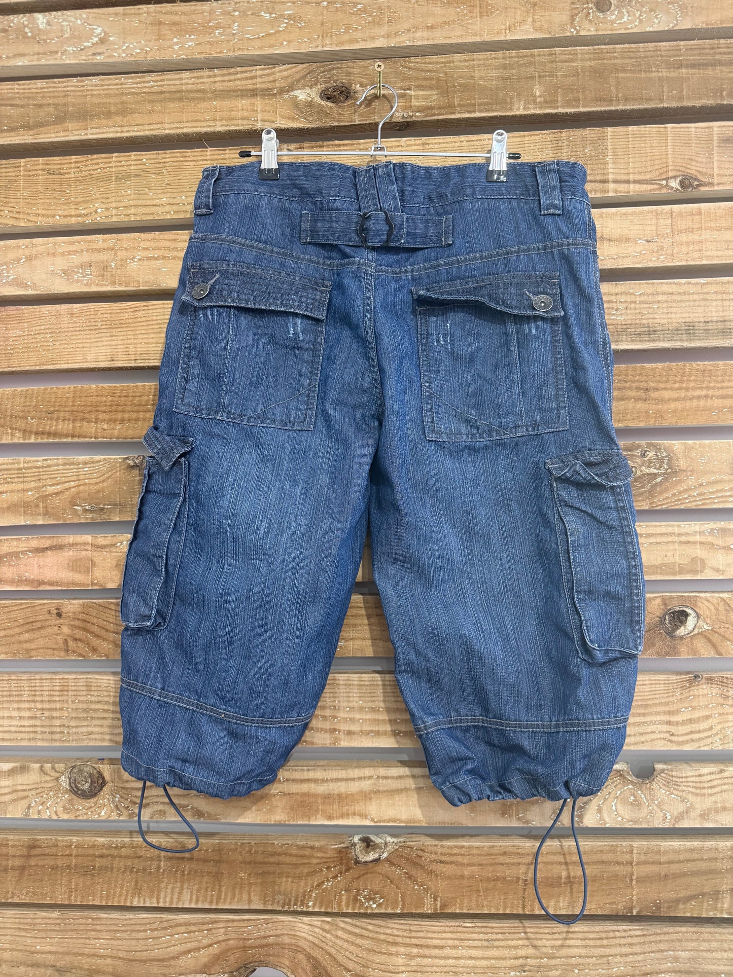Vintage Y2K denim jorts/ shorts. Grunge/ Skate. 34” waist.