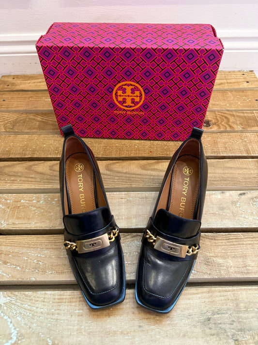 Tory Burch Perrine loafer heeled shoes with box. Chain/ square toe. 7M. UK4, EU37.