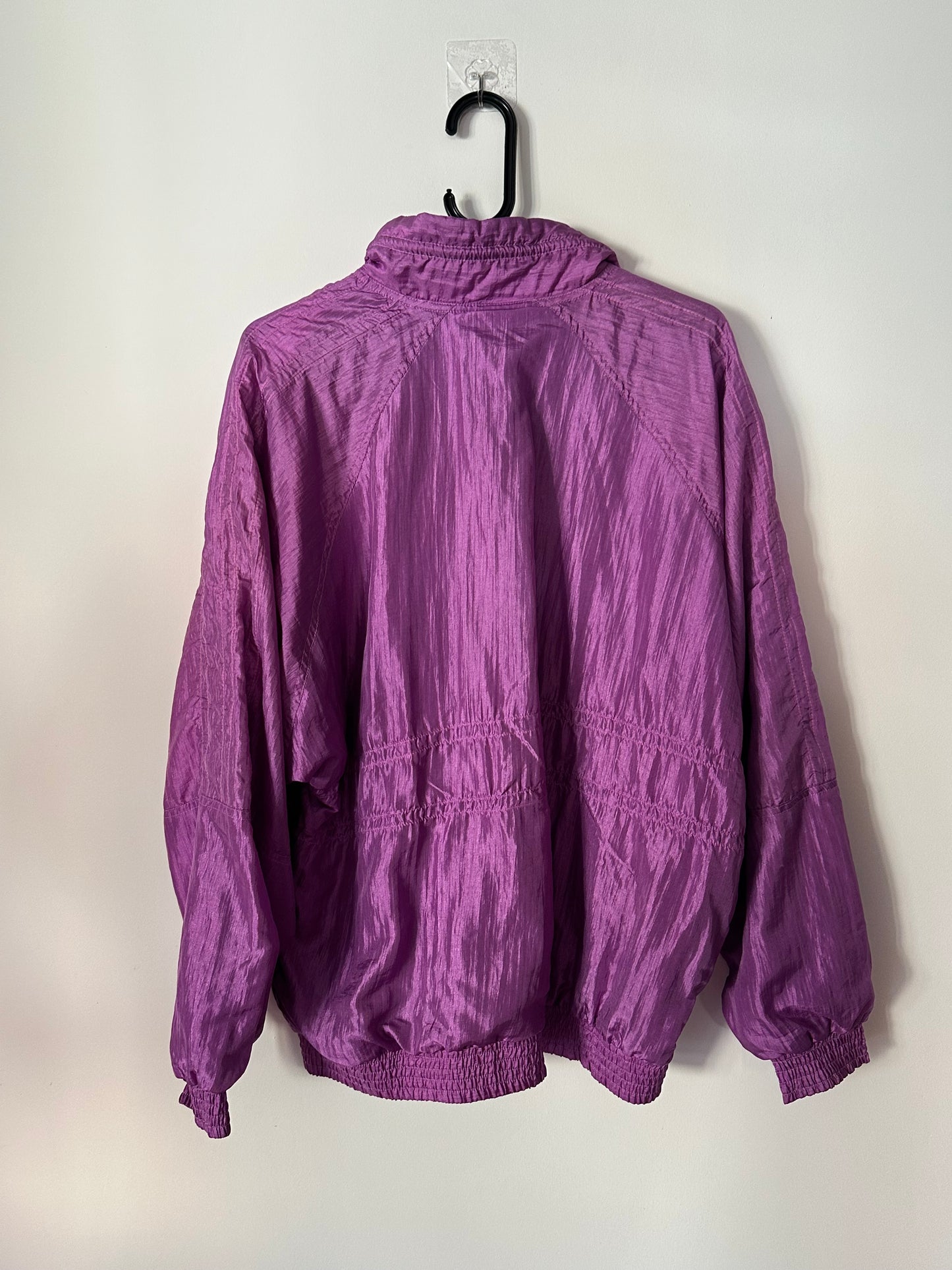Vintage 90s zip up windbreaker/ shell jacket. Size Large. Festival.