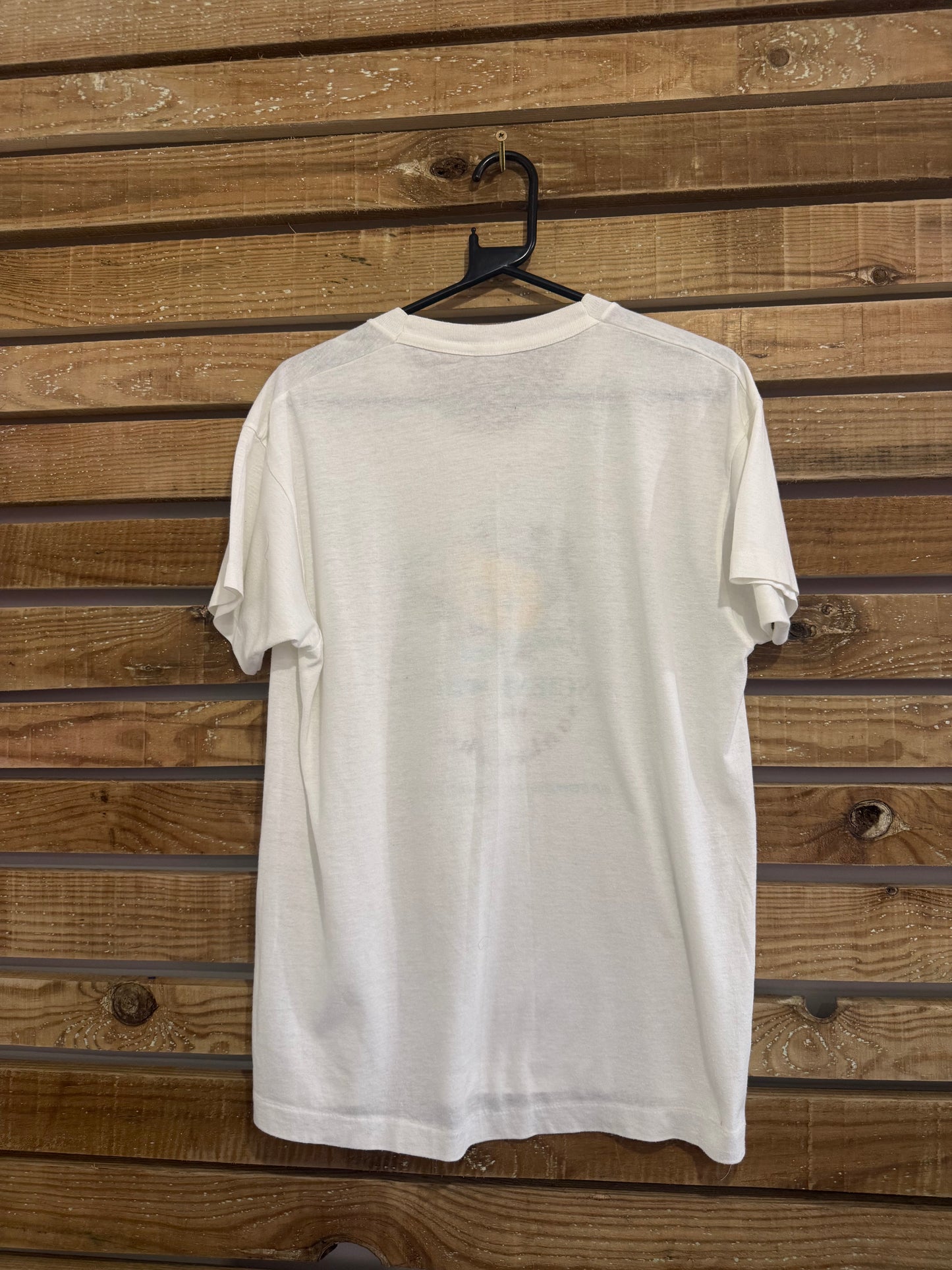 Vintage 80s American single-stitch motif T-shirt. Size Small. Dated 1987