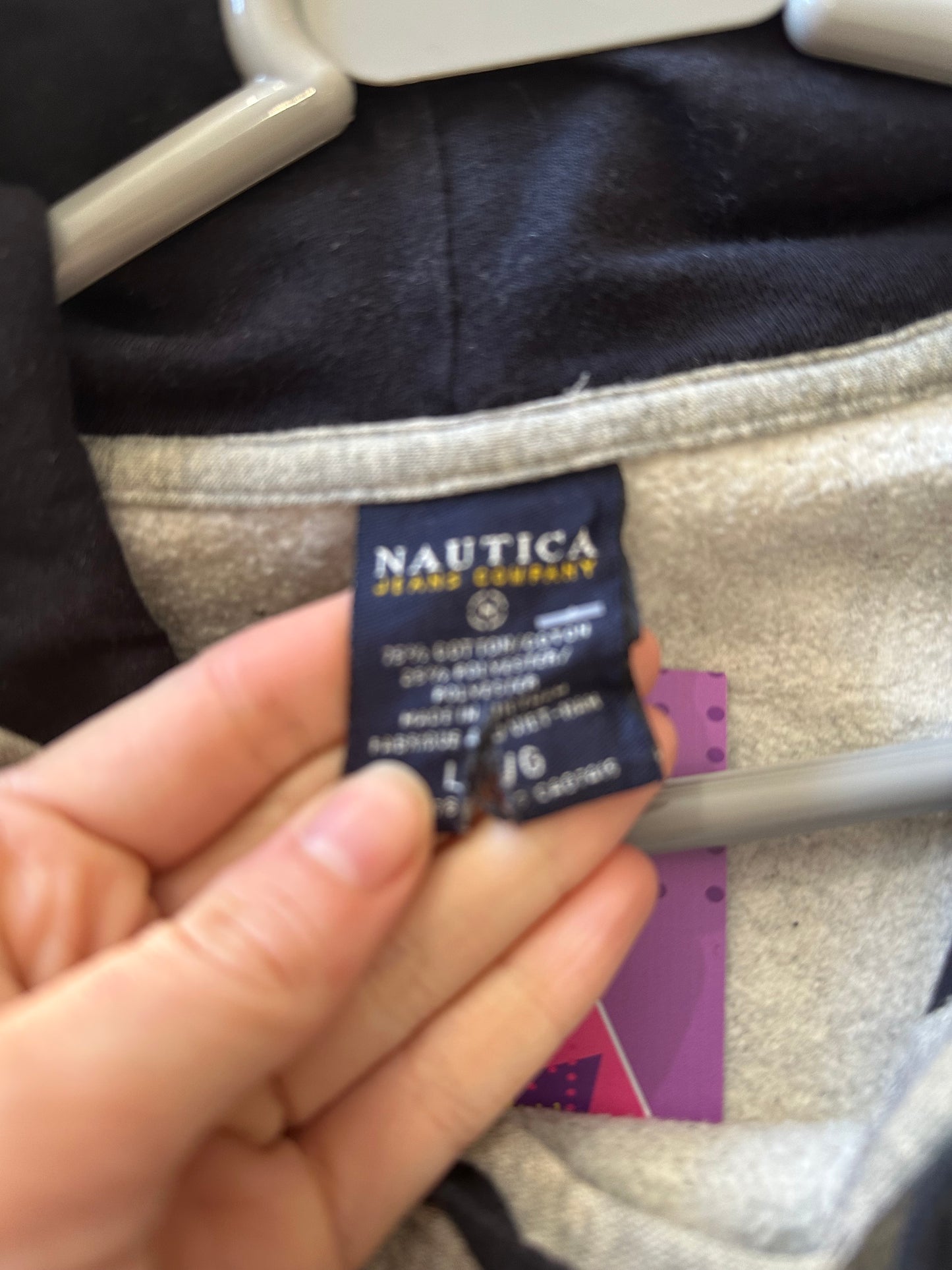 Vintage 90s Nautica Spell-out hoodie. Hooded sweater. Grey. Size Large