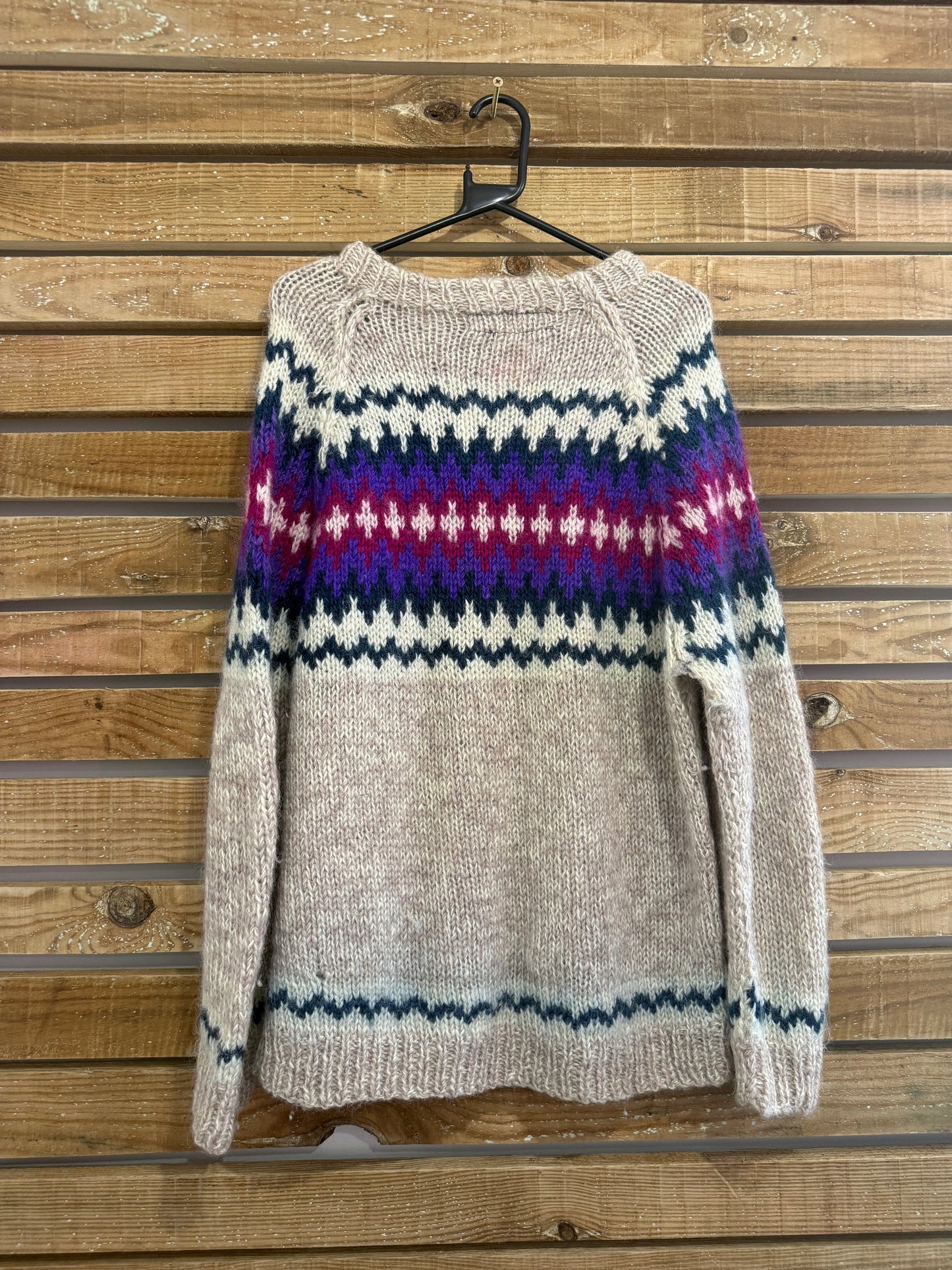 Vintage 80s handmade fairisle Nepal 100% wool jumper. Size Medium